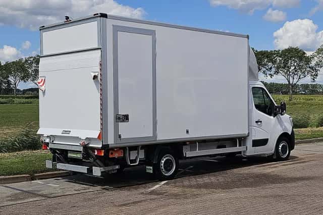 Renault Master (2022) thumbnail 3