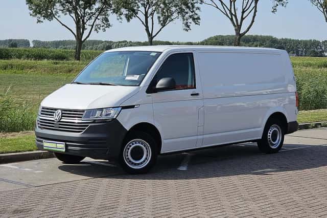 Volkswagen Transporter (2020) thumbnail 2
