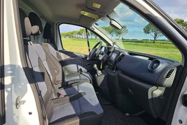 Opel Vivaro (2019) thumbnail 6
