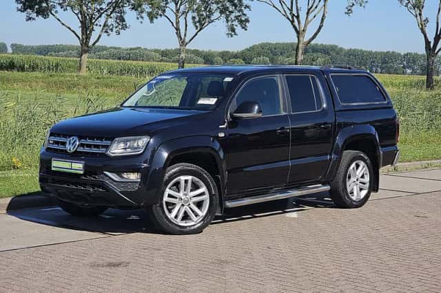 Volkswagen Amarok (2017) thumbnail 2
