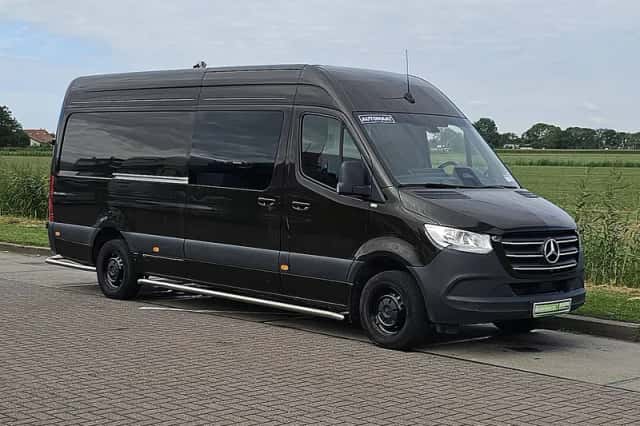 Mercedes-Benz Sprinter (2024) thumbnail 4
