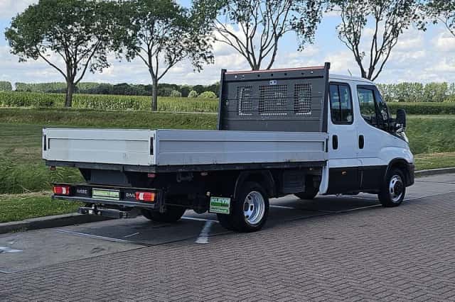 Iveco Daily (2024) thumbnail 3