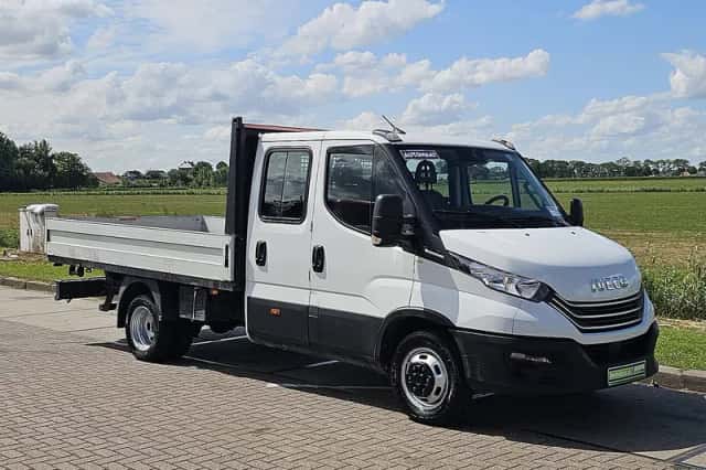 Iveco Daily (2024) thumbnail 4