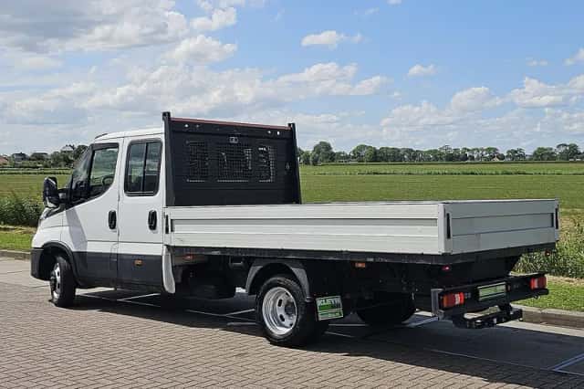 Iveco Daily (2024) thumbnail 5