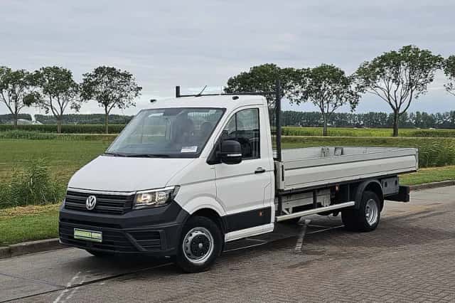 Volkswagen Crafter (2021) thumbnail 2