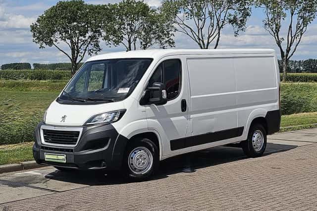 Peugeot Boxer (2018) thumbnail 2