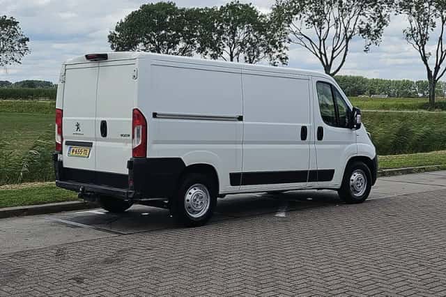 Peugeot Boxer (2018) thumbnail 3