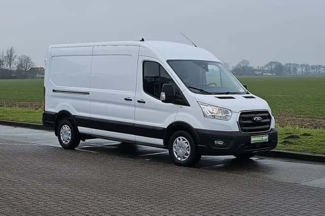 Ford Transit (2021) thumbnail 4
