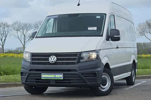 Volkswagen Crafter (2023) thumbnail 1