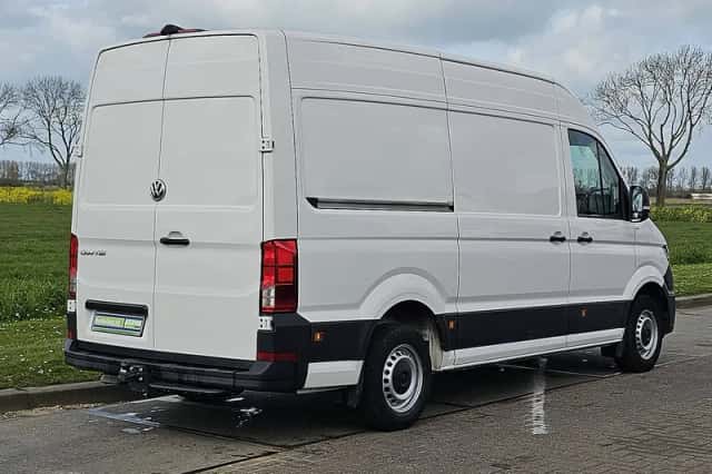 Volkswagen Crafter (2023) thumbnail 3