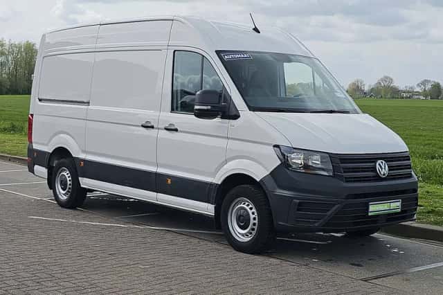 Volkswagen Crafter (2023) thumbnail 4