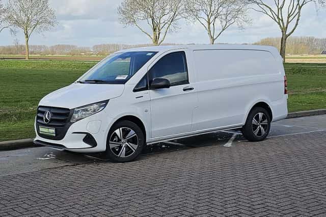 Mercedes-Benz eVito (2026) thumbnail 2