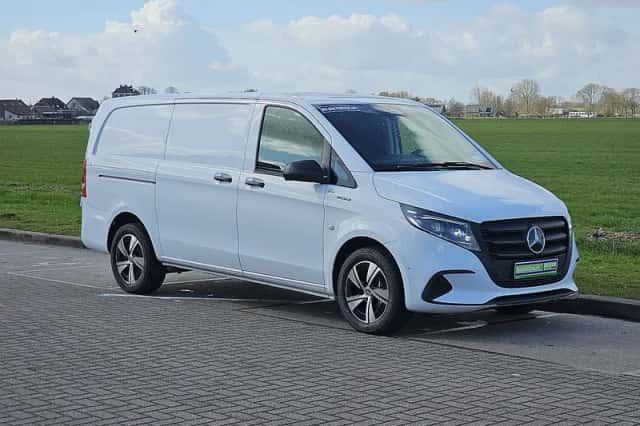 Mercedes-Benz eVito (2026) thumbnail 4