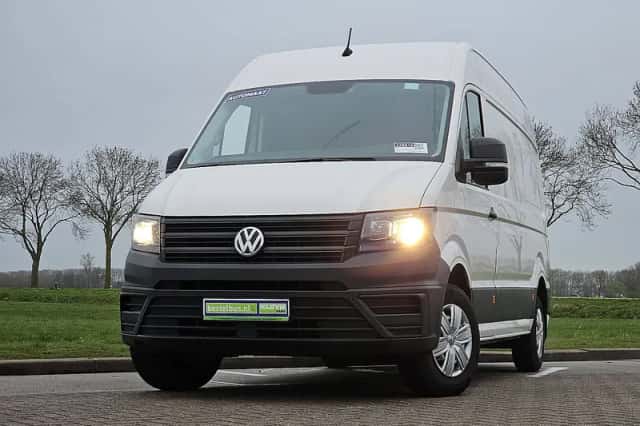 Volkswagen Crafter (2023) thumbnail 1