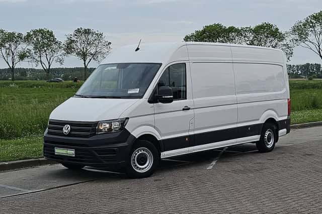 Volkswagen Crafter (2024) thumbnail 2