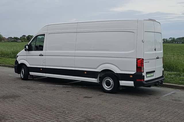 Volkswagen Crafter (2024) thumbnail 5