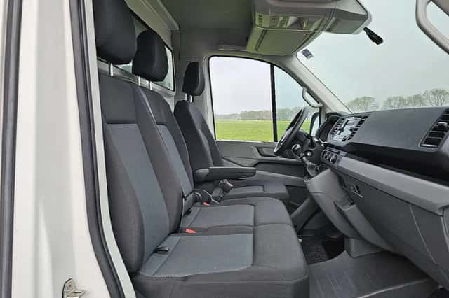 Volkswagen Crafter (2024) thumbnail 6