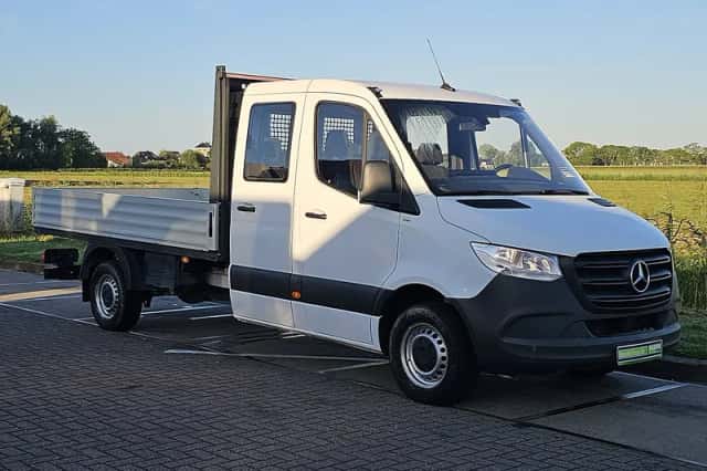 Mercedes-Benz Sprinter (2024) thumbnail 4