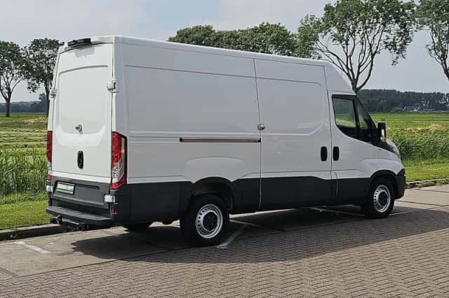 Iveco Daily (2018) thumbnail 3