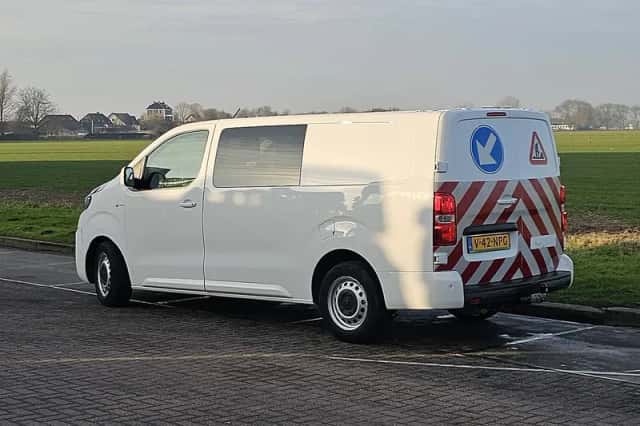 Peugeot Expert (2021) thumbnail 5