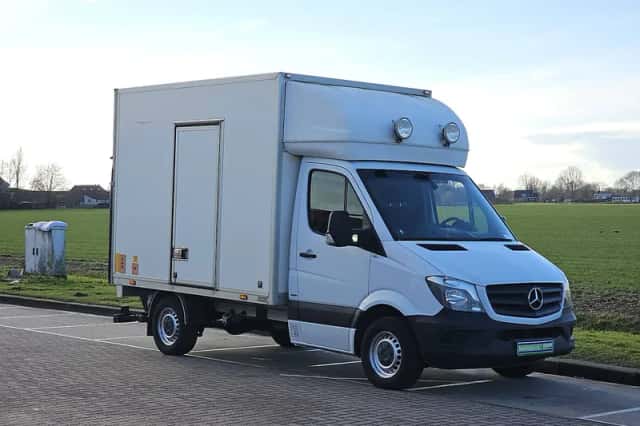 Mercedes-Benz Sprinter (2017) thumbnail 4