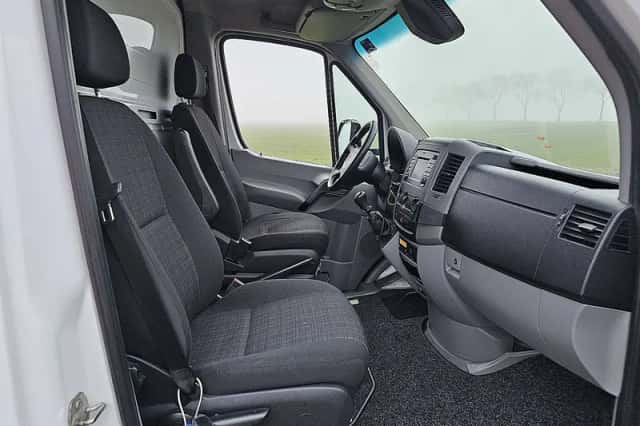Mercedes-Benz Sprinter (2017) thumbnail 6
