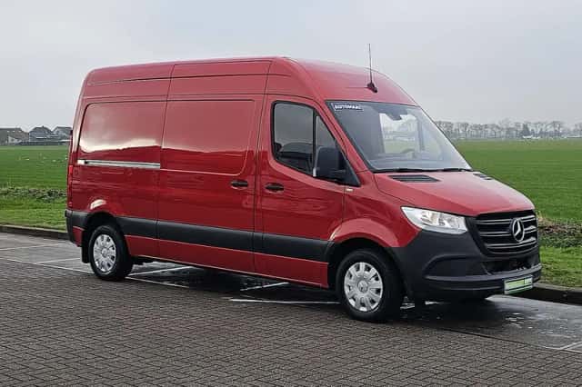 Mercedes-Benz Sprinter (2021) thumbnail 4