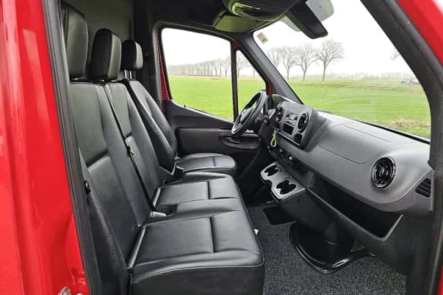 Mercedes-Benz Sprinter (2021) thumbnail 6