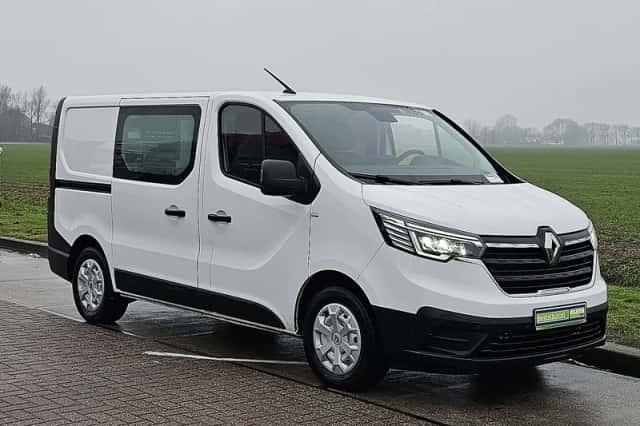 Renault Trafic (2022) thumbnail 4