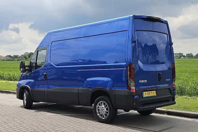 Iveco Daily (2022) thumbnail 5