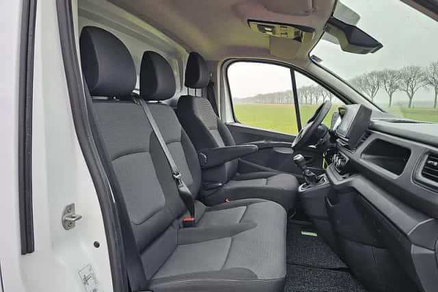 Renault Trafic (2023) thumbnail 6