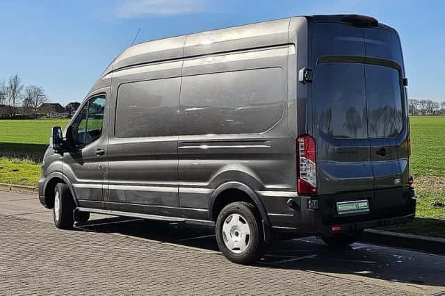 Ford Transit (2024) thumbnail 5