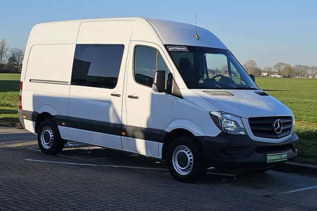 Mercedes-Benz Sprinter (2017) thumbnail 4