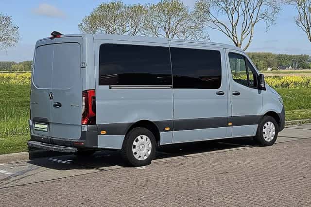 Mercedes-Benz Sprinter (2021) thumbnail 3