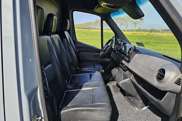 Mercedes-Benz Sprinter (2021) thumbnail 6