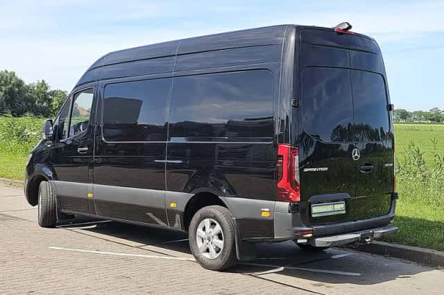 Mercedes-Benz Sprinter (2018) thumbnail 5