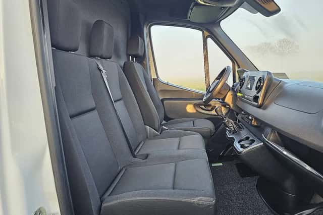 Mercedes-Benz Sprinter (2021) thumbnail 6