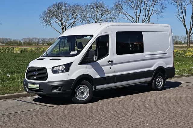 Ford Transit (2018) thumbnail 2