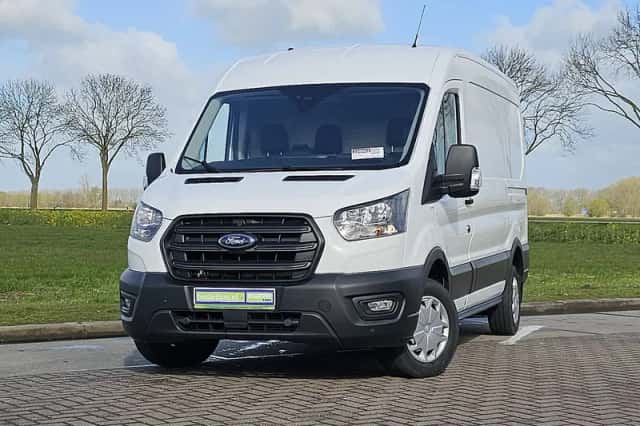 Ford Transit (2023) thumbnail 1