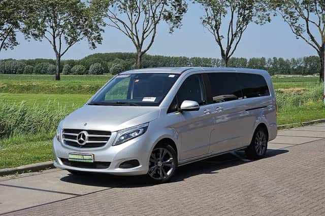 Mercedes-Benz V-Klasse (2018) thumbnail 2