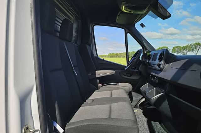 Mercedes-Benz Sprinter (2024) thumbnail 6