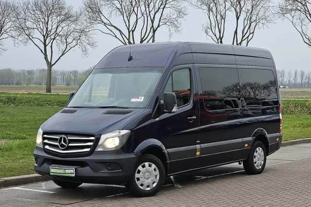 Mercedes-Benz Sprinter (2016) thumbnail 2