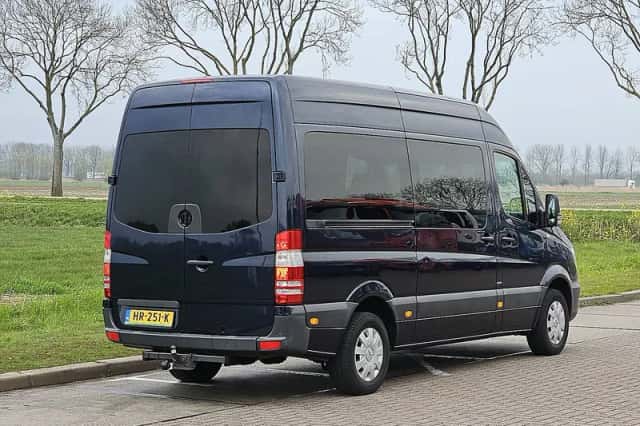 Mercedes-Benz Sprinter (2016) thumbnail 3