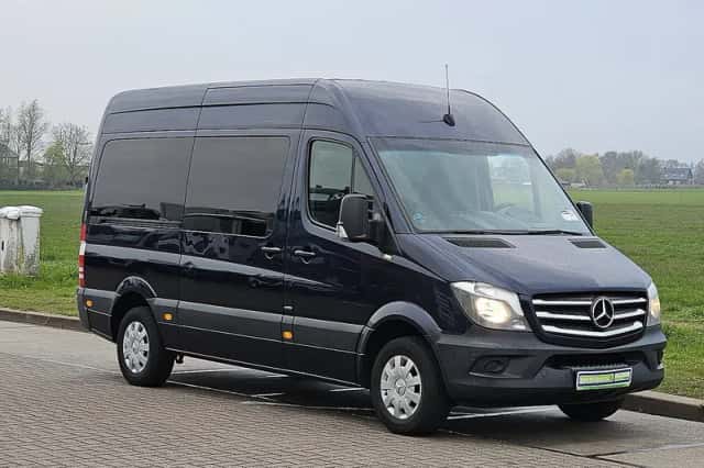 Mercedes-Benz Sprinter (2016) thumbnail 4