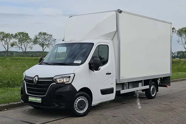 Renault Master (2024) thumbnail 2