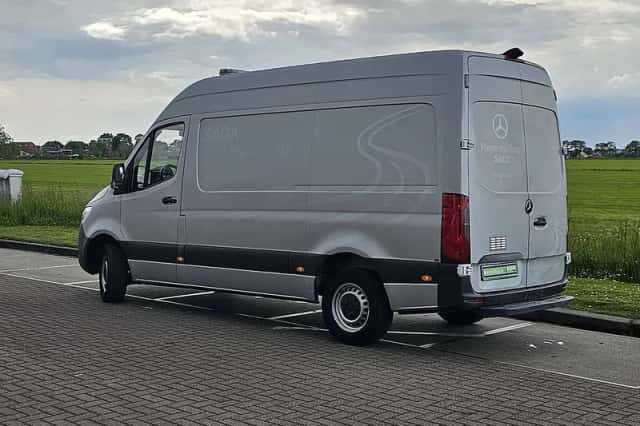 Mercedes-Benz Sprinter (2020) thumbnail 5