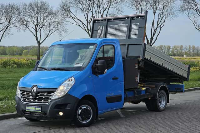 Renault Master (2017) thumbnail 2