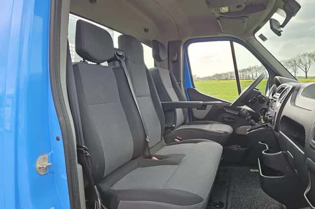 Renault Master (2017) thumbnail 6