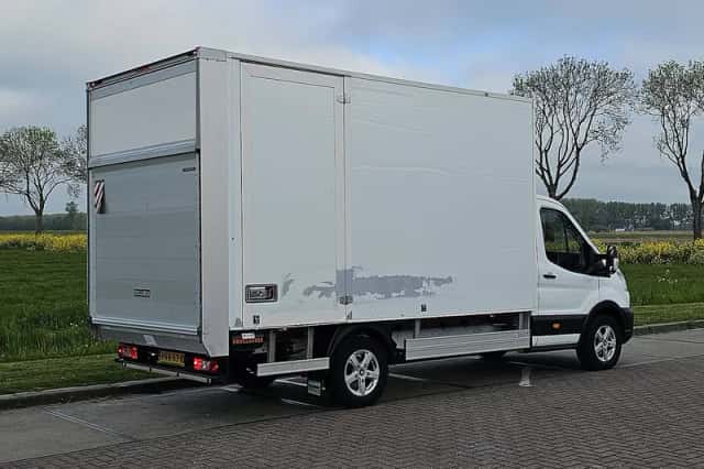 Ford Transit (2022) thumbnail 3