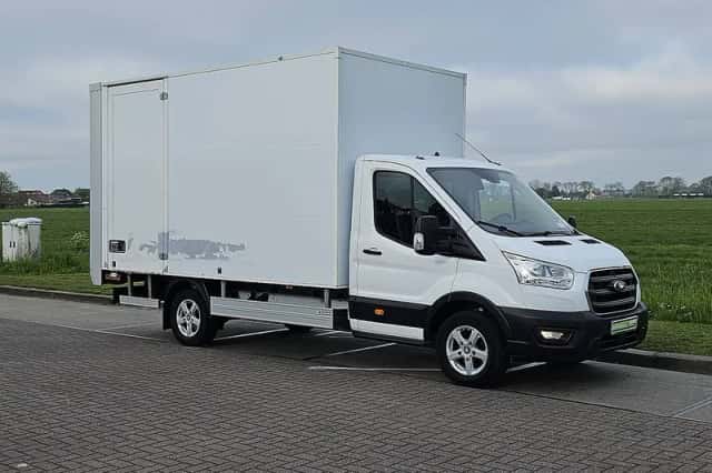 Ford Transit (2022) thumbnail 4